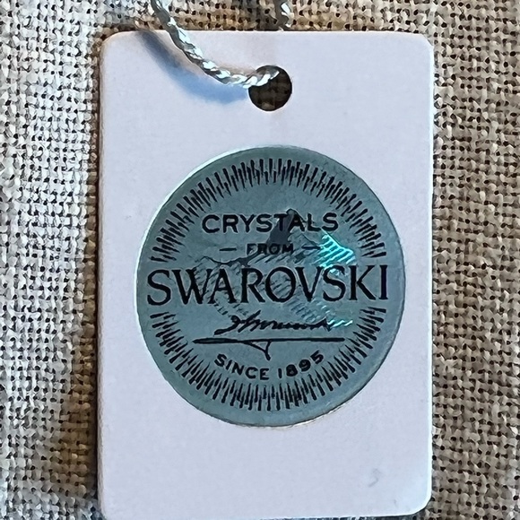 Purple Swarovski Zirconia round stones 1A - Picture 2 of 3